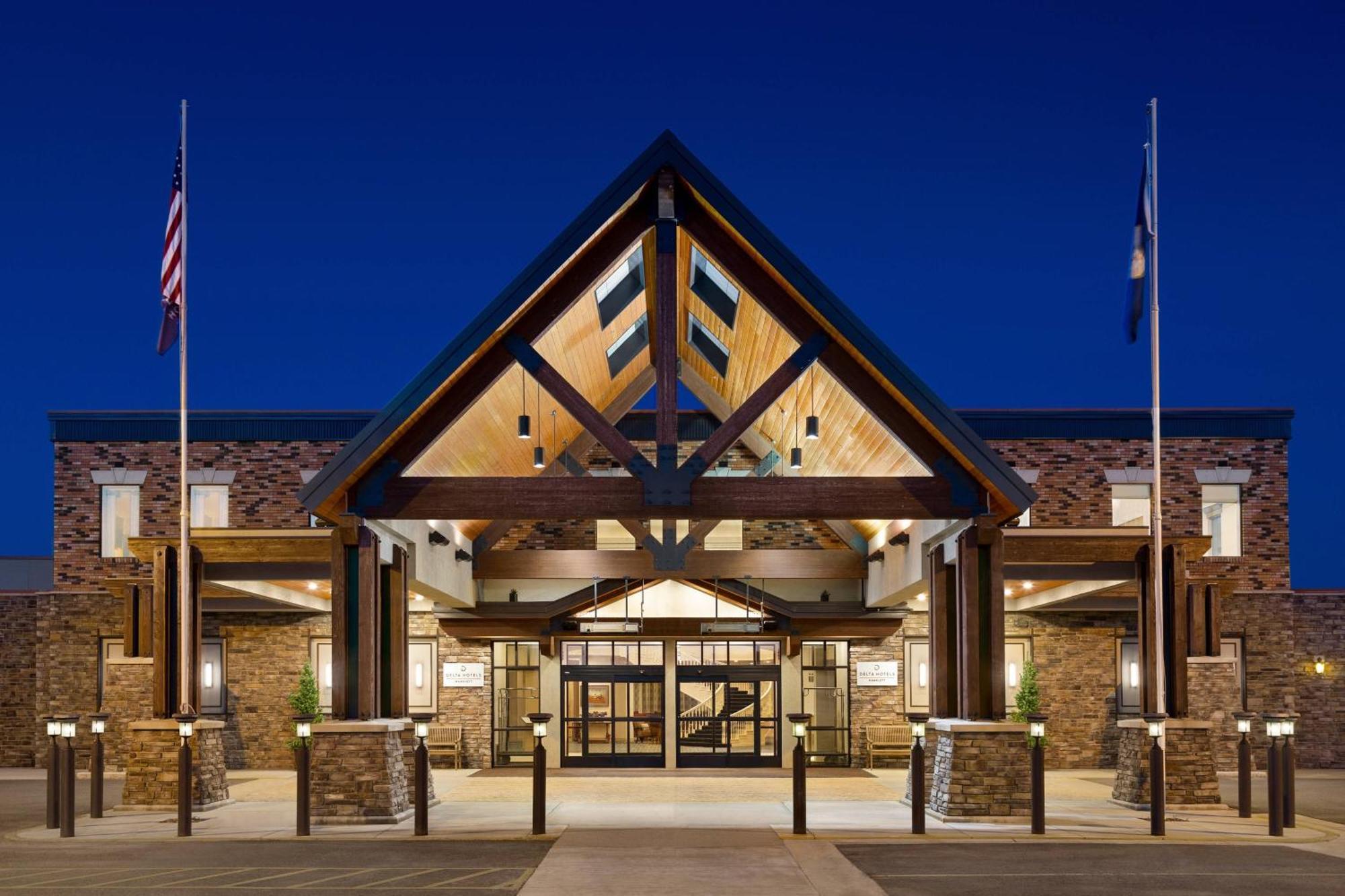 Delta Hotels By Marriott Helena Colonial Exterior photo