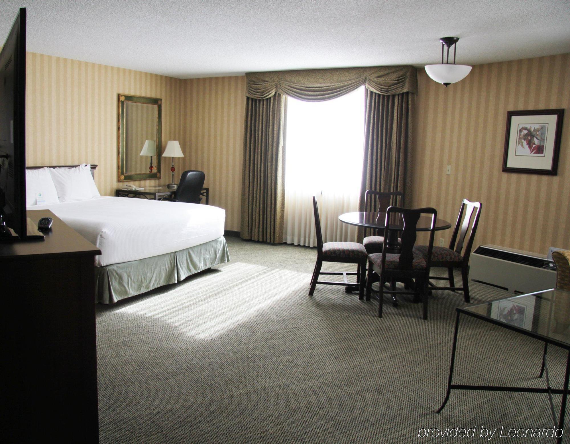 Delta Hotels By Marriott Helena Colonial Exterior photo